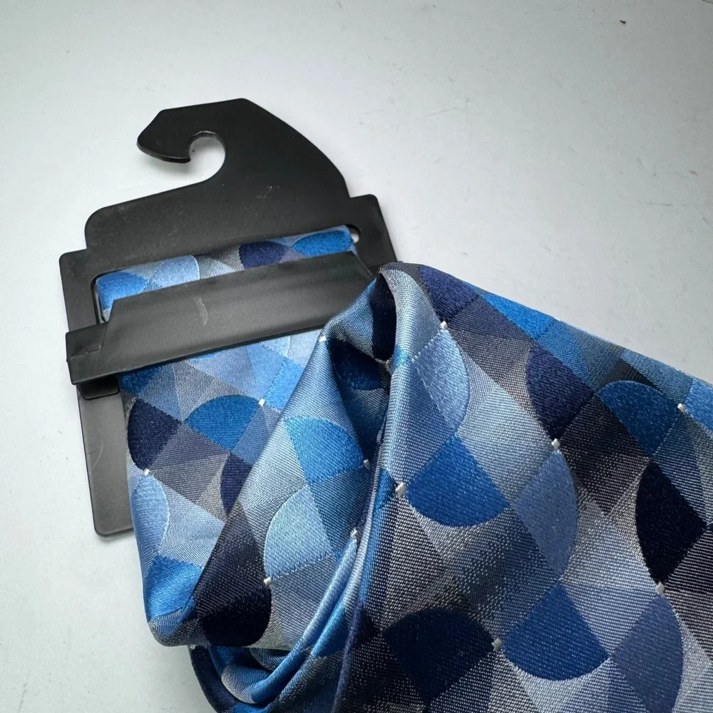 Van Heusen elevate your